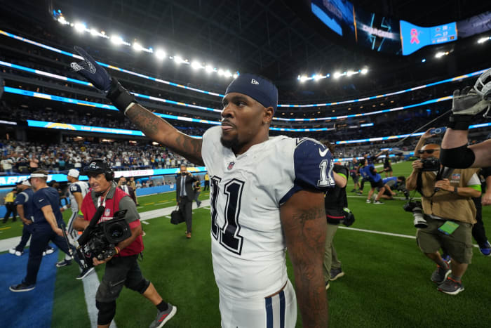 Dallas Cowboys linebacker Micah Parsons (11) leaves the field after the game against the Los Angeles Chargers at SoFi Stadium.